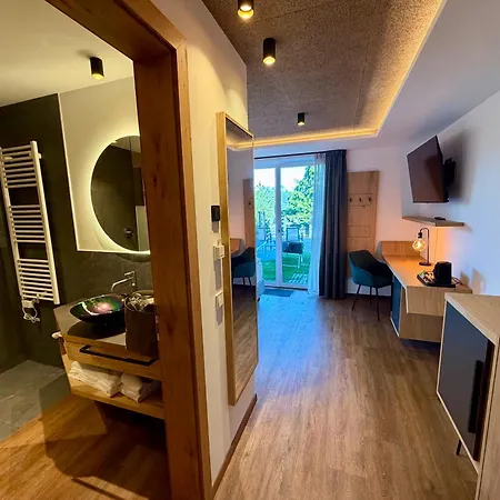 Pippos Mountain Lodge-3